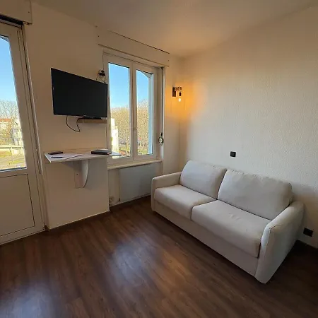 Apartment Modern In Perfect For A